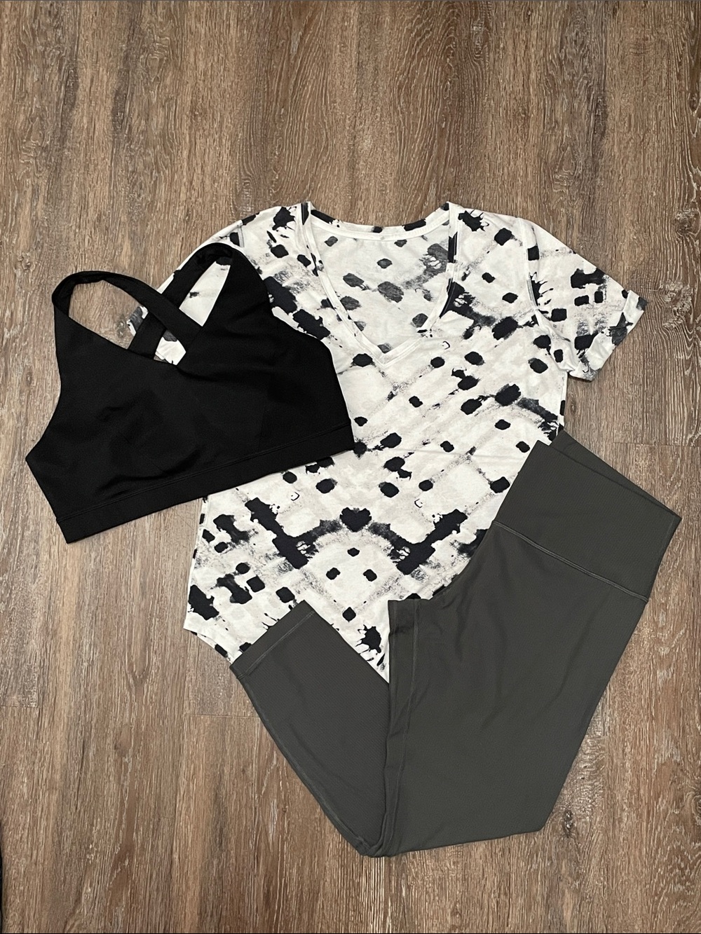 GUC Lululemon Pink/Grey Bundle. Size Tops 12 / Bottom 14